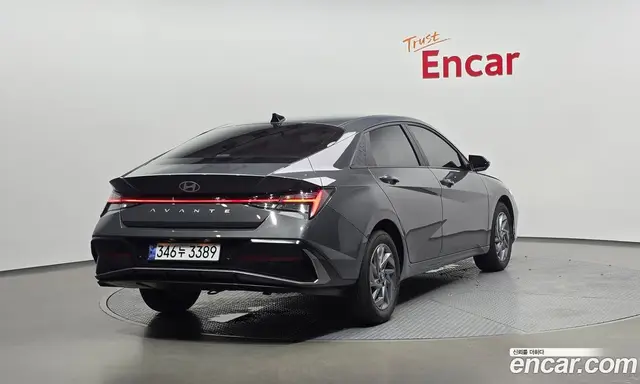 Hyundai Avante 2024 1.6 автомат (гидро), миниатюра 2