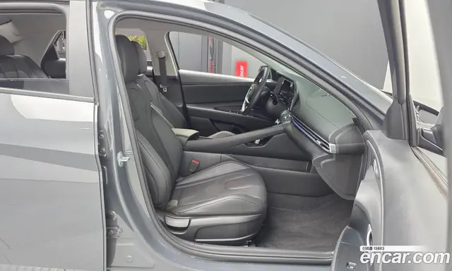 Hyundai Avante 2024 1.6 автомат (гидро), миниатюра 11