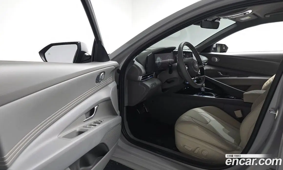 Hyundai Avante 2026 1.6 автомат (гидро), фото 12
