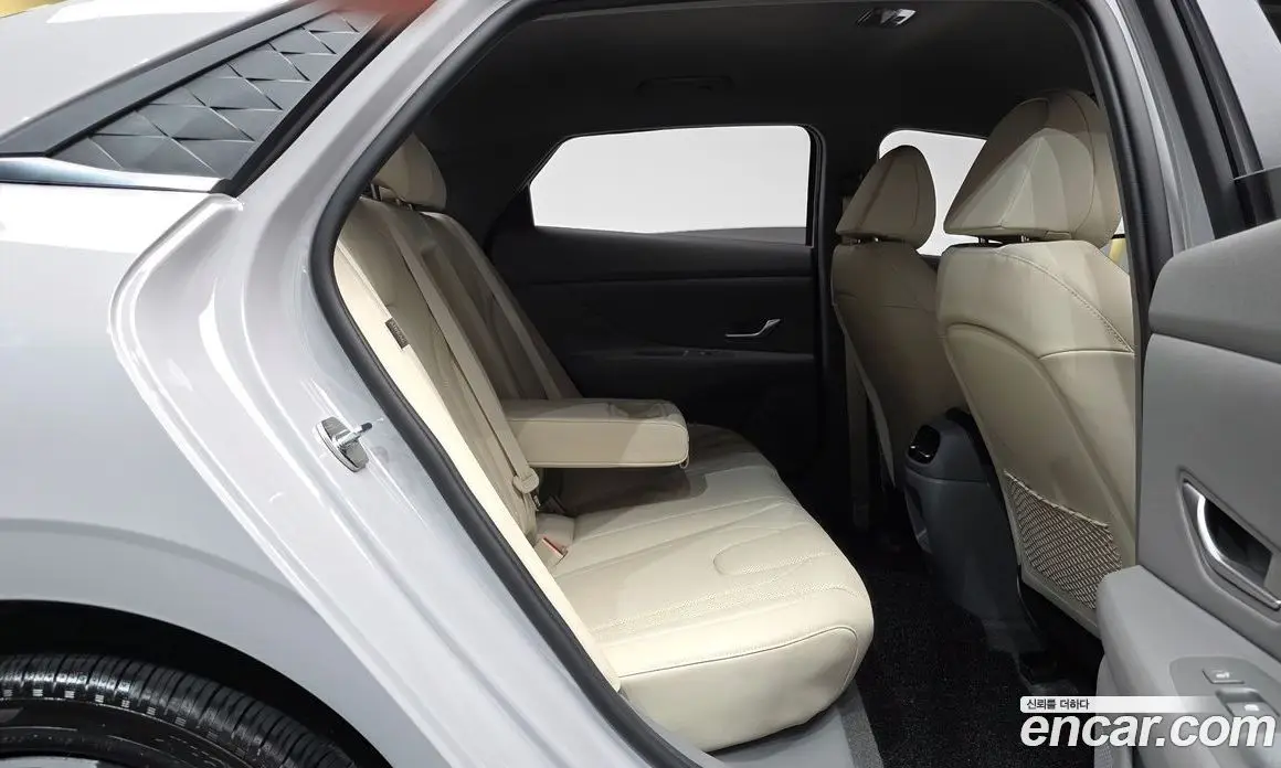 Hyundai Avante 2026 1.6 автомат (гидро), фото 16