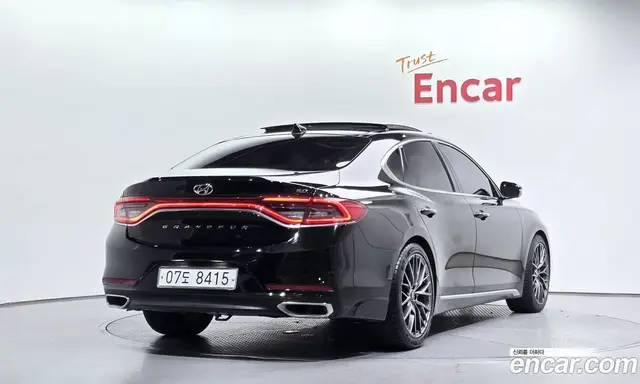 Hyundai Grandeur 2018 3.0 автомат (гидро), миниатюра 2 Hyundai Grandeur 2018 3.0 автомат (гидро), миниатюра 2