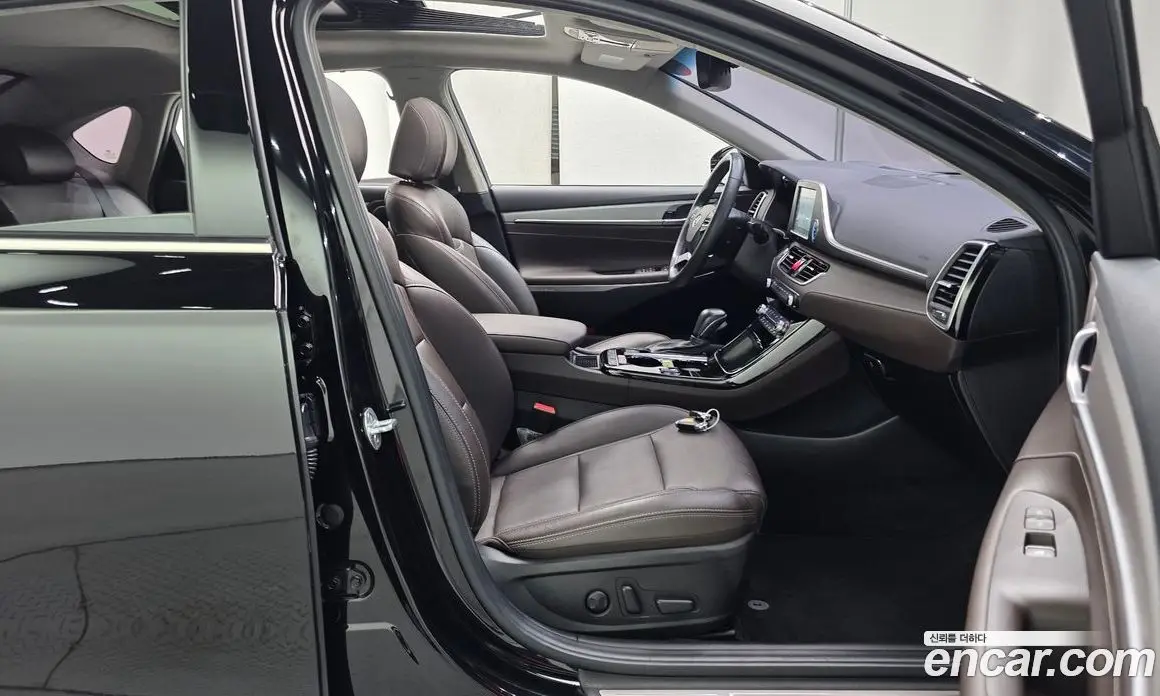 Hyundai Grandeur 2018 3.0 автомат (гидро), фото 16 Hyundai Grandeur 2018 3.0 автомат (гидро), фото 16
