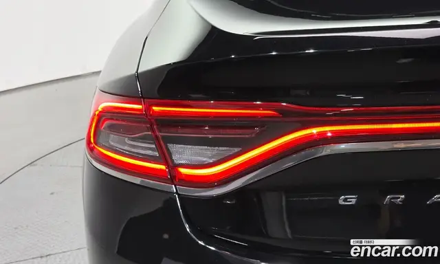 Hyundai Grandeur 2018 3.0 автомат (гидро), миниатюра 9 Hyundai Grandeur 2018 3.0 автомат (гидро), миниатюра 9