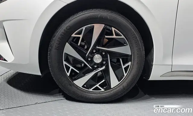 Hyundai Grandeur 2021 2.4 автомат (гидро), миниатюра 5 Hyundai Grandeur 2021 2.4 автомат (гидро), миниатюра 5