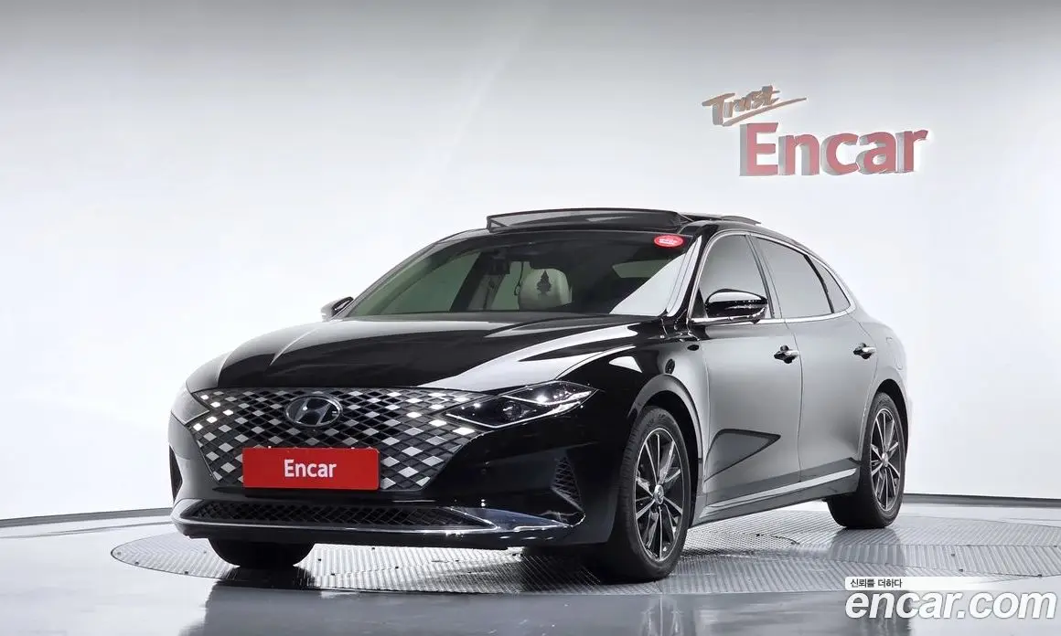 Hyundai Grandeur 2022 2.5 автомат (гидро), фото 1 Hyundai Grandeur 2022 2.5 автомат (гидро), фото 1