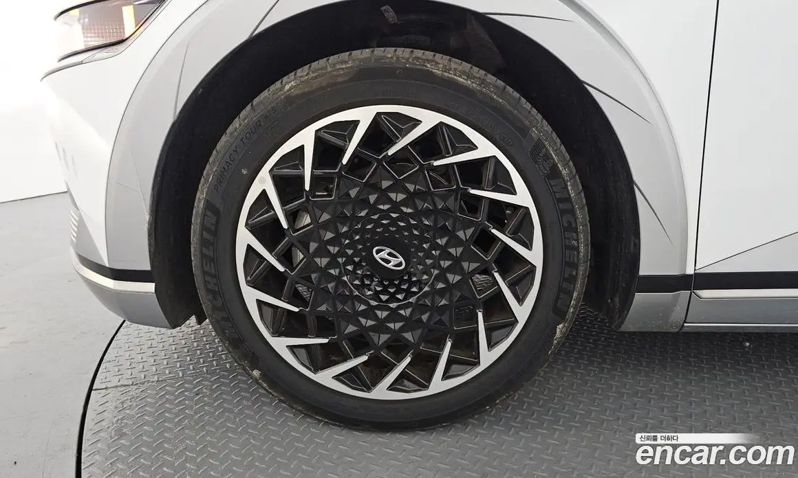 Hyundai Ioniq 5 2024 0.1 автомат (гидро), фото 5 Hyundai Ioniq 5 2024 0.1 автомат (гидро), фото 5