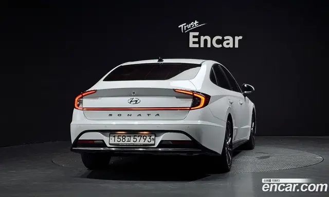 Hyundai Sonata 2019 2.0 автомат (гидро), миниатюра 3 Hyundai Sonata 2019 2.0 автомат (гидро), миниатюра 3