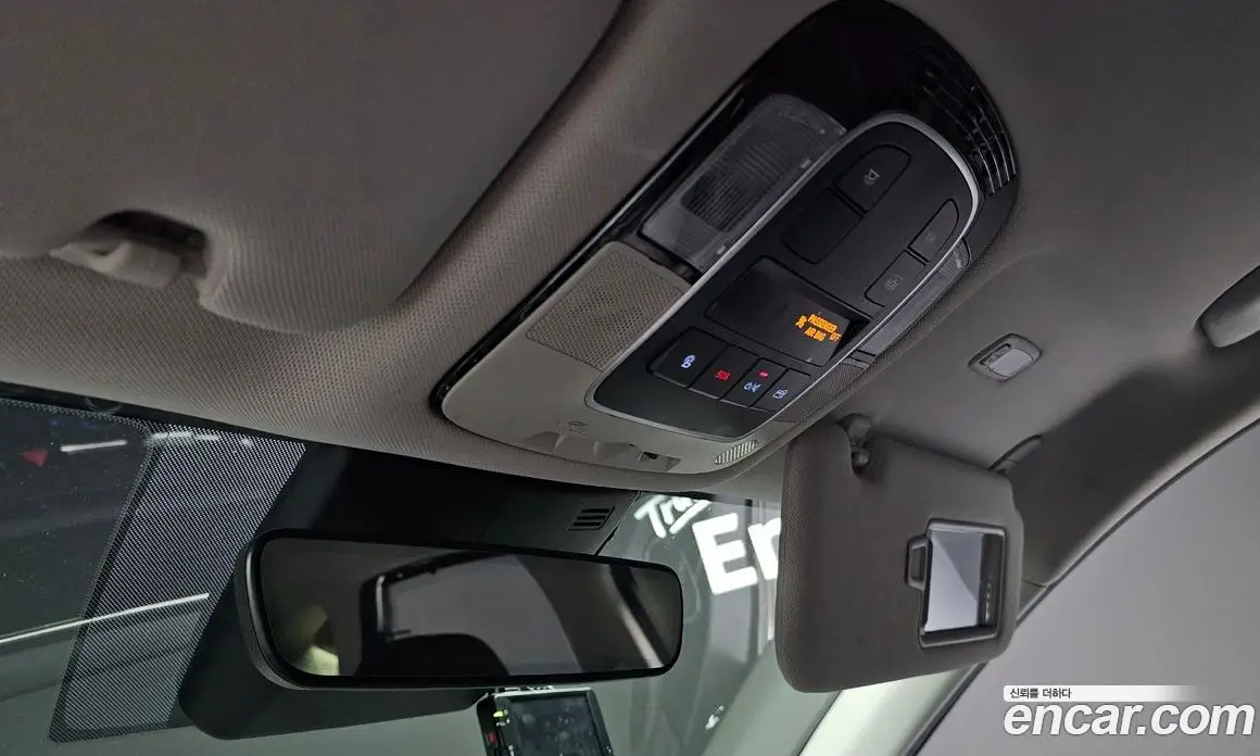 Hyundai Sonata 2019 2.0 автомат (гидро), фото 24 Hyundai Sonata 2019 2.0 автомат (гидро), фото 24