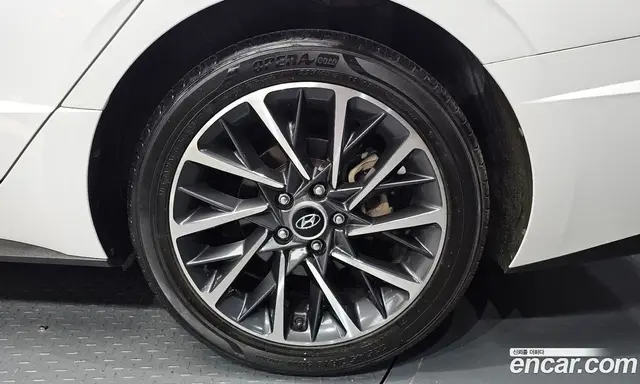 Hyundai Sonata 2019 2.0 автомат (гидро), миниатюра 6 Hyundai Sonata 2019 2.0 автомат (гидро), миниатюра 6