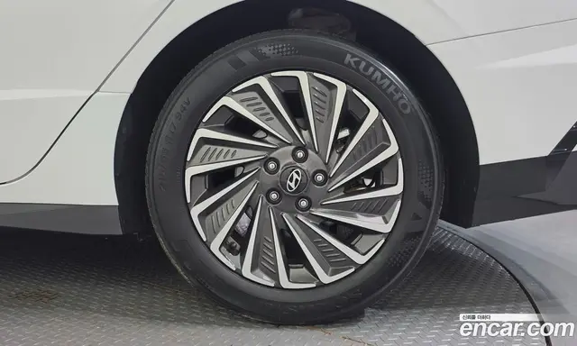 Hyundai Sonata 2024 2.0 автомат (гидро), миниатюра 7 Hyundai Sonata 2024 2.0 автомат (гидро), миниатюра 7