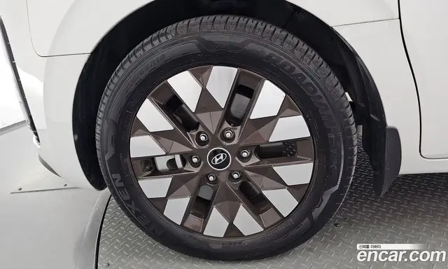 Hyundai Staria 2023 2.2 автомат (гидро), миниатюра 4 Hyundai Staria 2023 2.2 автомат (гидро), миниатюра 4
