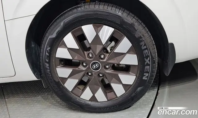 Hyundai Staria 2023 2.2 автомат (гидро), миниатюра 6 Hyundai Staria 2023 2.2 автомат (гидро), миниатюра 6