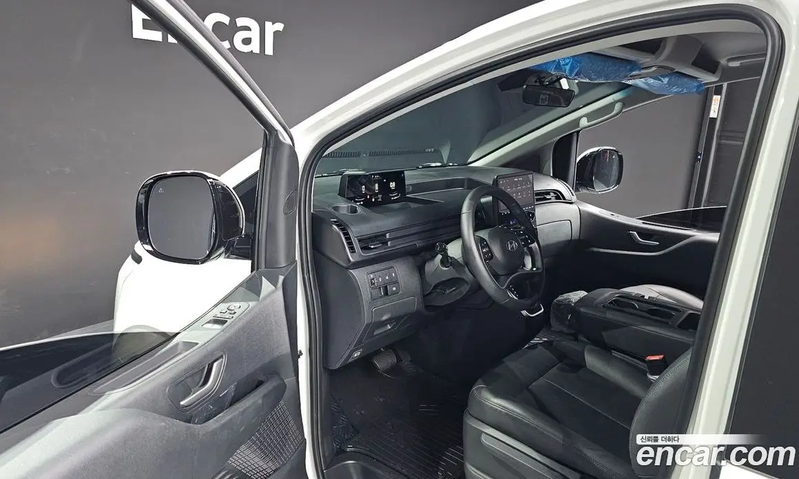Hyundai Staria 2025 2.2 автомат (гидро), фото 13 Hyundai Staria 2025 2.2 автомат (гидро), фото 13