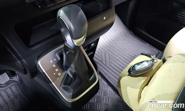 Hyundai Staria 2025 2.2 автомат (гидро), миниатюра 9 Hyundai Staria 2025 2.2 автомат (гидро), миниатюра 9