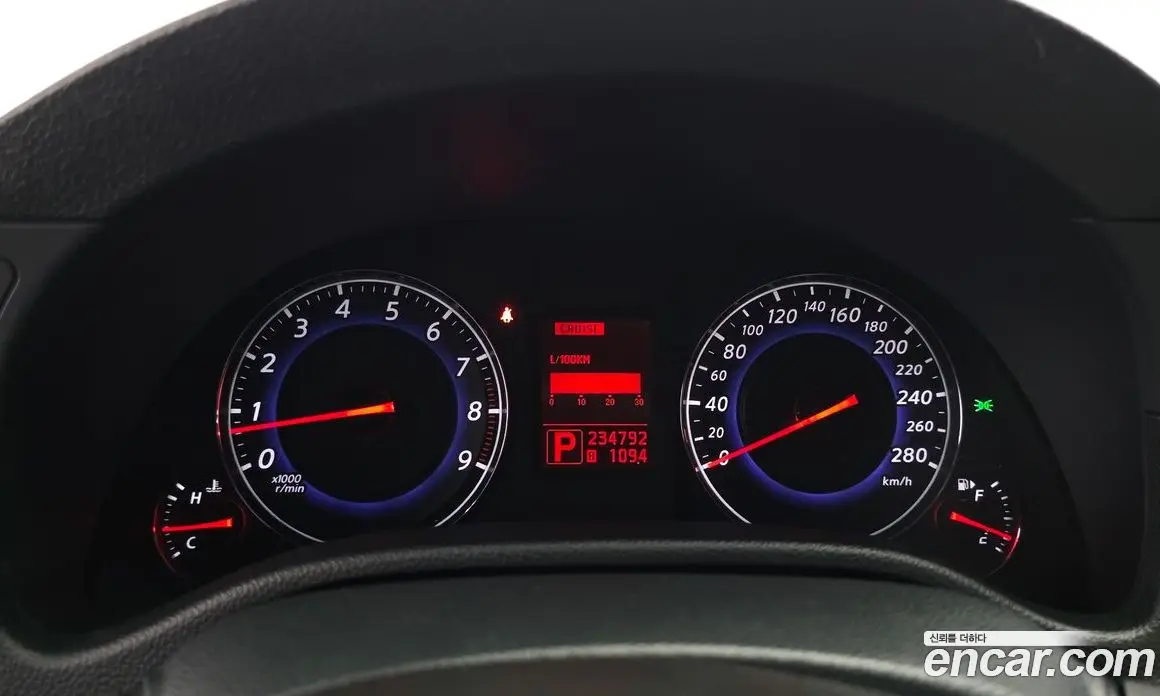 Infiniti G 2009 3.7 автомат (гидро), фото 8 Infiniti G 2009 3.7 автомат (гидро), фото 8