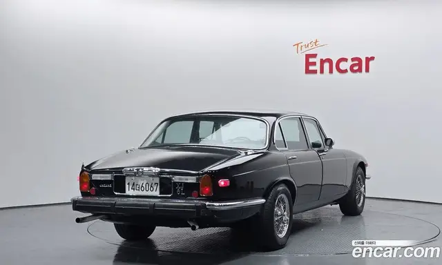 Jaguar XJ-6 2004 4.0 автомат (гидро), миниатюра 2 Jaguar XJ-6 2004 4.0 автомат (гидро), миниатюра 2