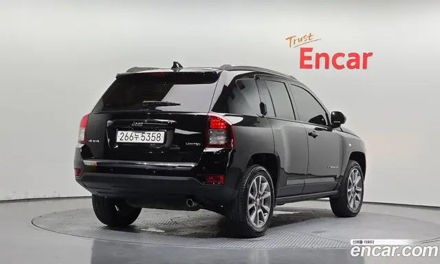 Jeep Compass 2015 2.4 автомат (гидро), миниатюра 2 Jeep Compass 2015 2.4 автомат (гидро), миниатюра 2