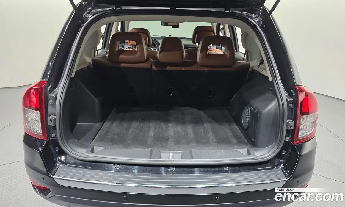 Jeep Compass 2015 2.4 автомат (гидро), фото 20 Jeep Compass 2015 2.4 автомат (гидро), фото 20