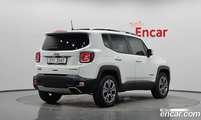 Jeep Renegade 2018 2.0 автомат (гидро), миниатюра 2