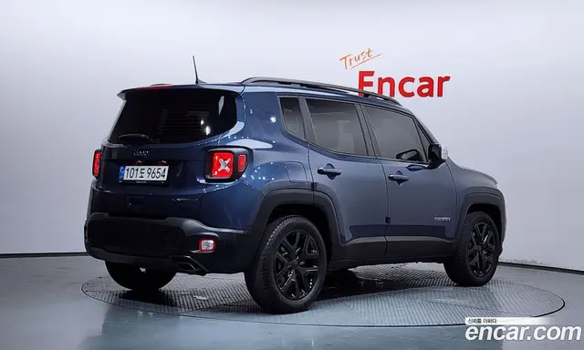 Jeep Renegade 2022 1.3 автомат (гидро), миниатюра 2