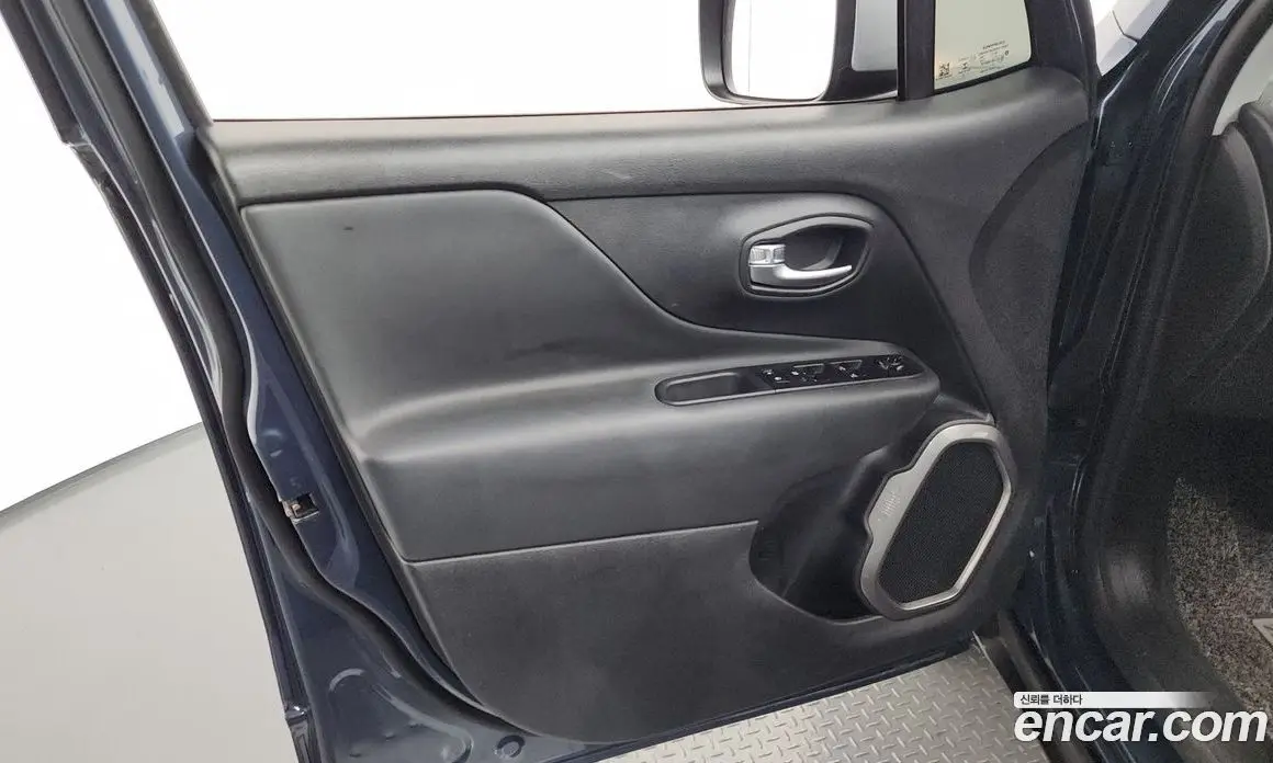 Jeep Renegade 2022 1.3 автомат (гидро), фото 14