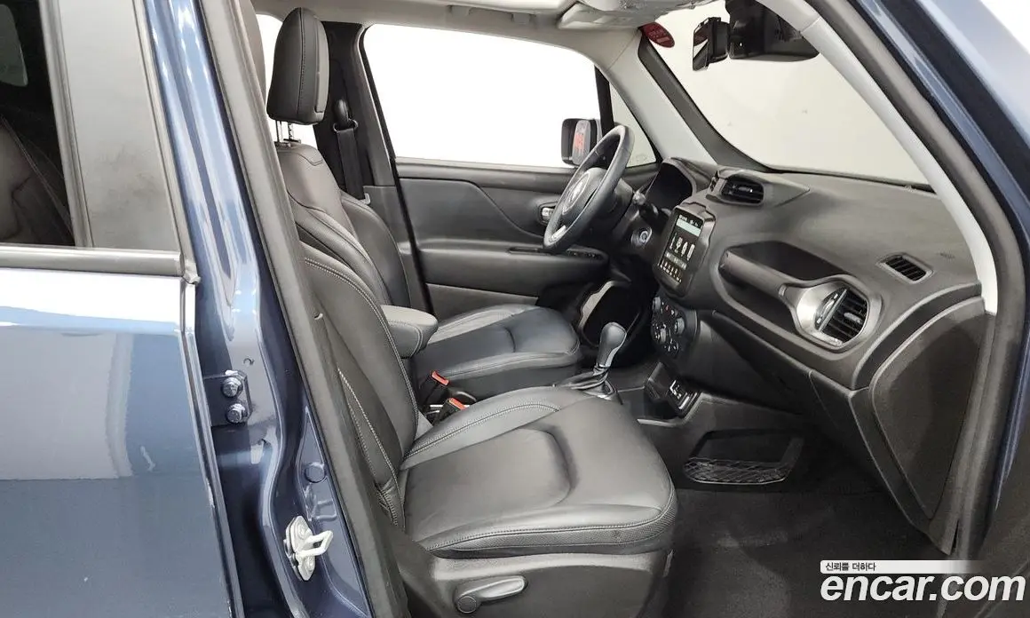 Jeep Renegade 2022 1.3 автомат (гидро), фото 16