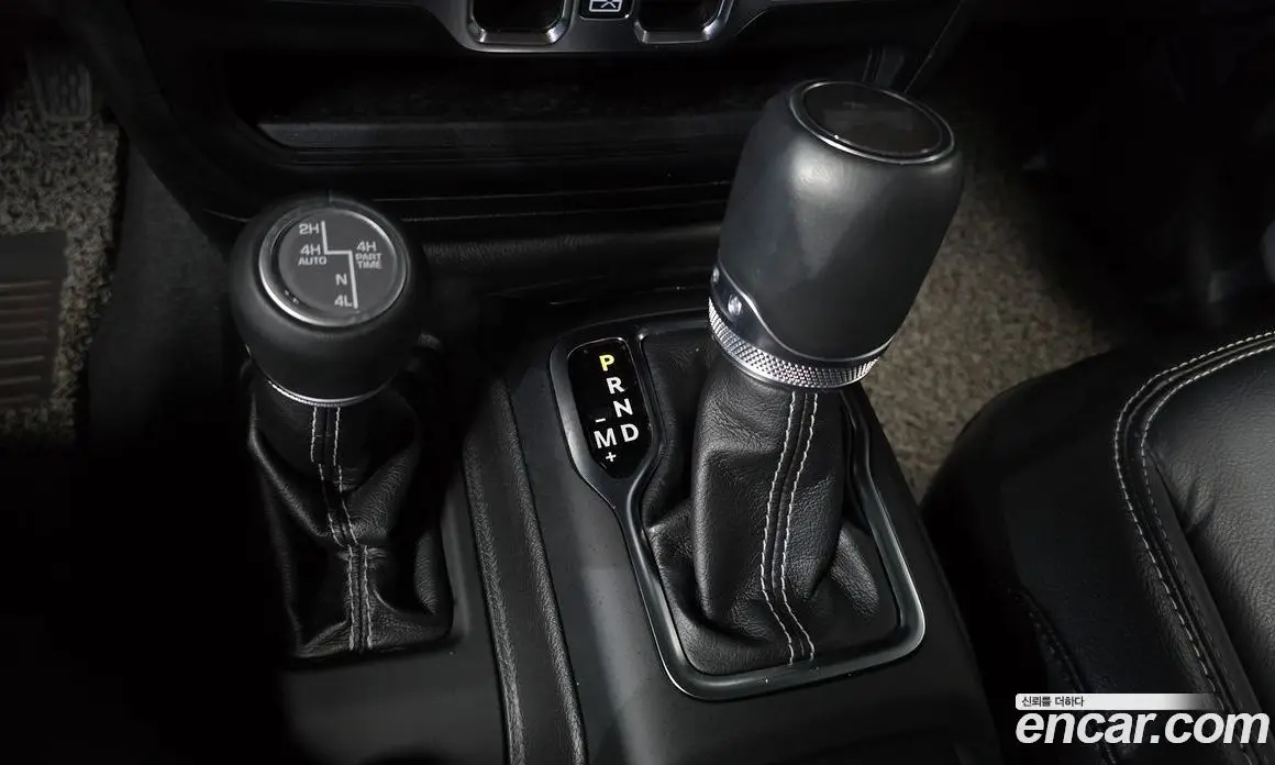 Jeep Wrangler 2022 2.0 автомат (гидро), фото 11