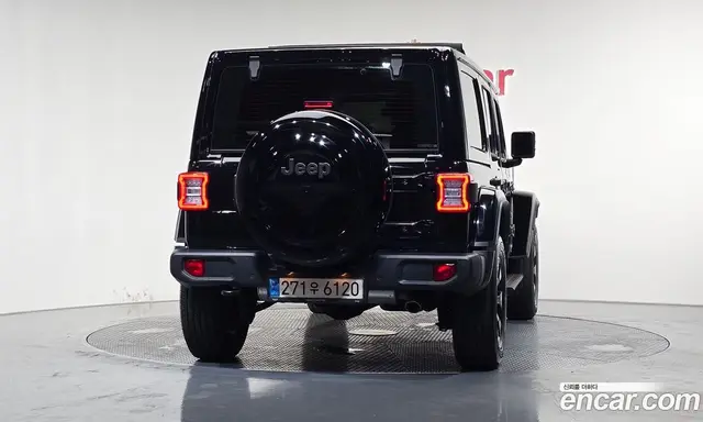 Jeep Wrangler 2022 2.0 автомат (гидро), миниатюра 3