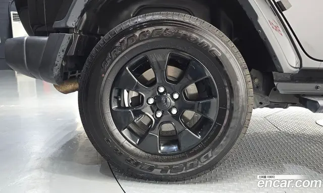 Jeep Wrangler 2022 2.0 автомат (гидро), миниатюра 4