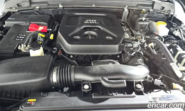 Jeep Wrangler 2022 2.0 автомат (гидро), миниатюра 5