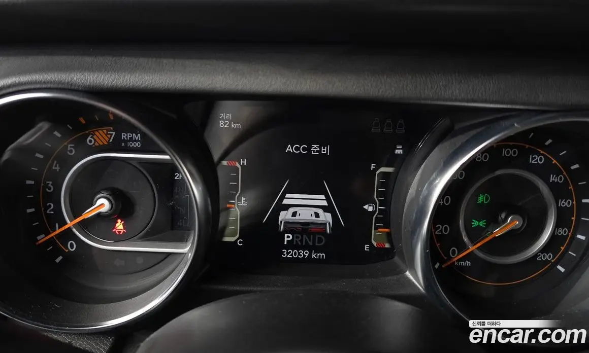 Jeep Wrangler 2022 2.0 автомат (гидро), фото 10