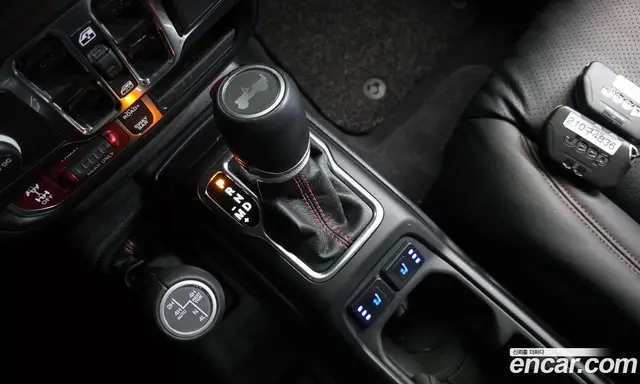 Jeep Wrangler 2023 2.0 автомат (гидро), миниатюра 11 Jeep Wrangler 2023 2.0 автомат (гидро), миниатюра 11