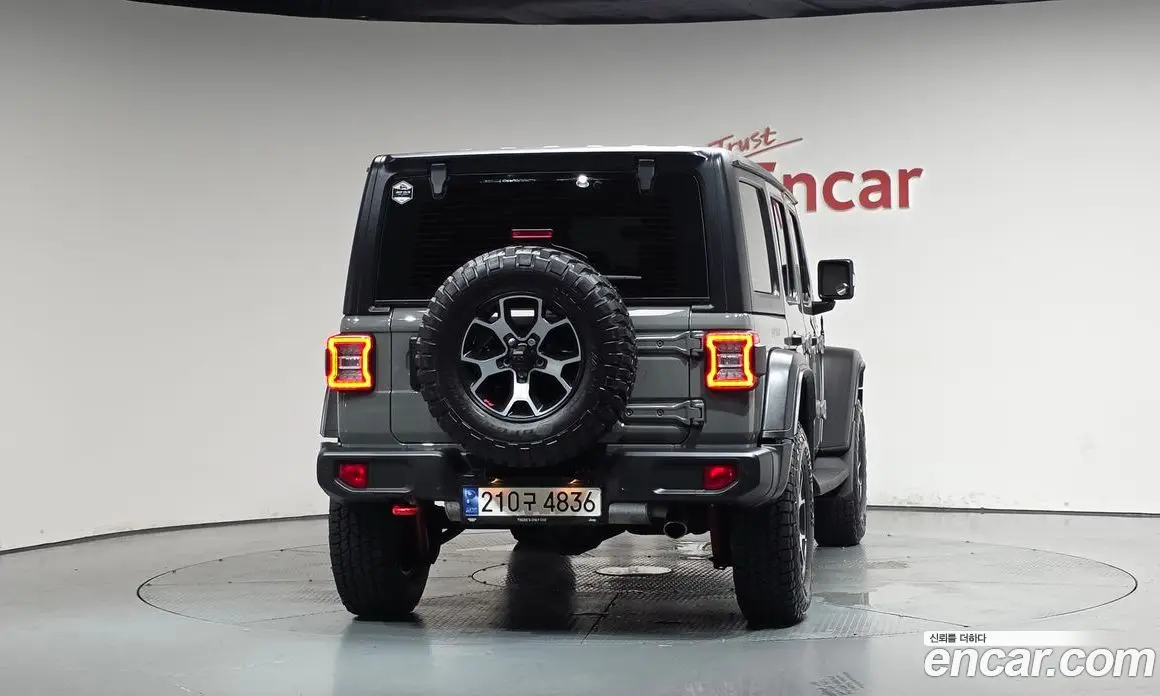 Jeep Wrangler 2023 2.0 автомат (гидро), фото 3 Jeep Wrangler 2023 2.0 автомат (гидро), фото 3