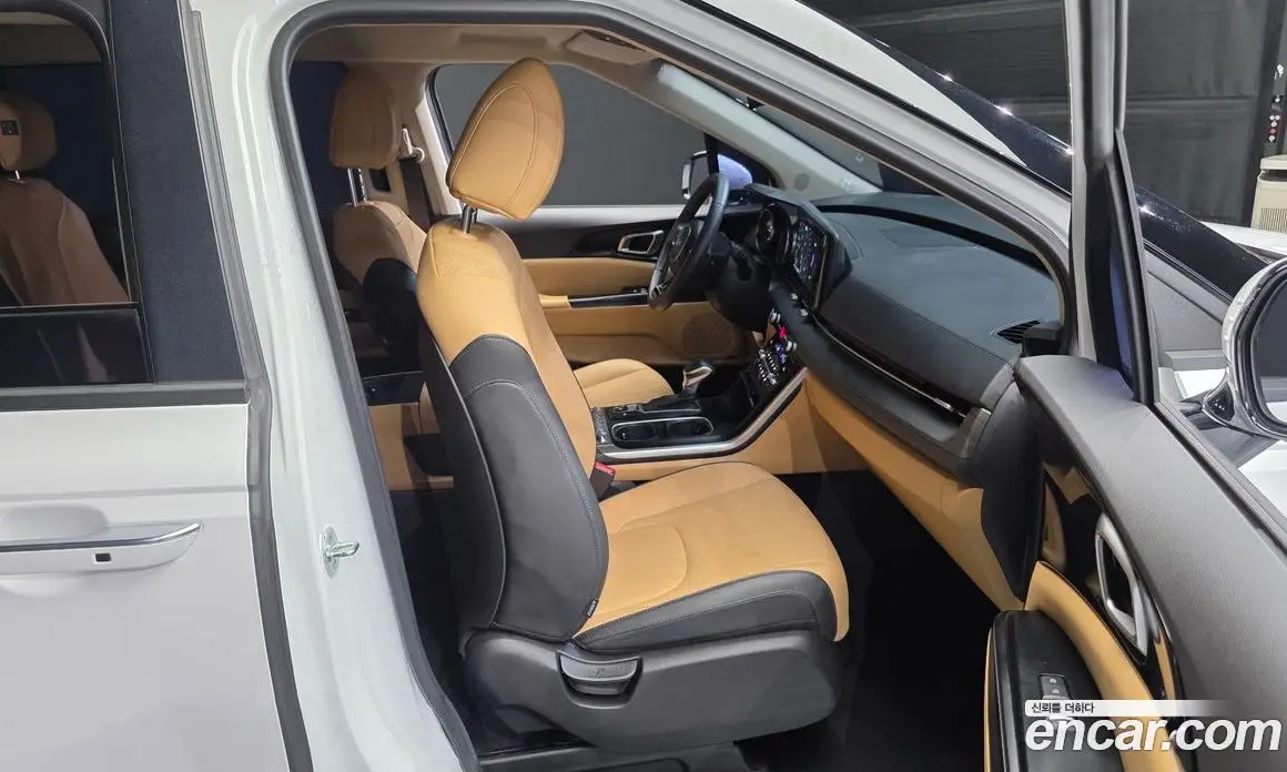 Kia Carnival 2022 2.2 автомат (гидро), фото 17 Kia Carnival 2022 2.2 автомат (гидро), фото 17