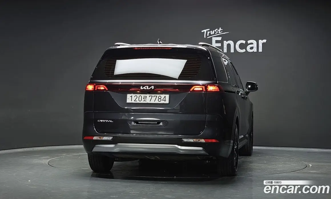 Kia Carnival 2022 3.5 автомат (гидро), фото 4