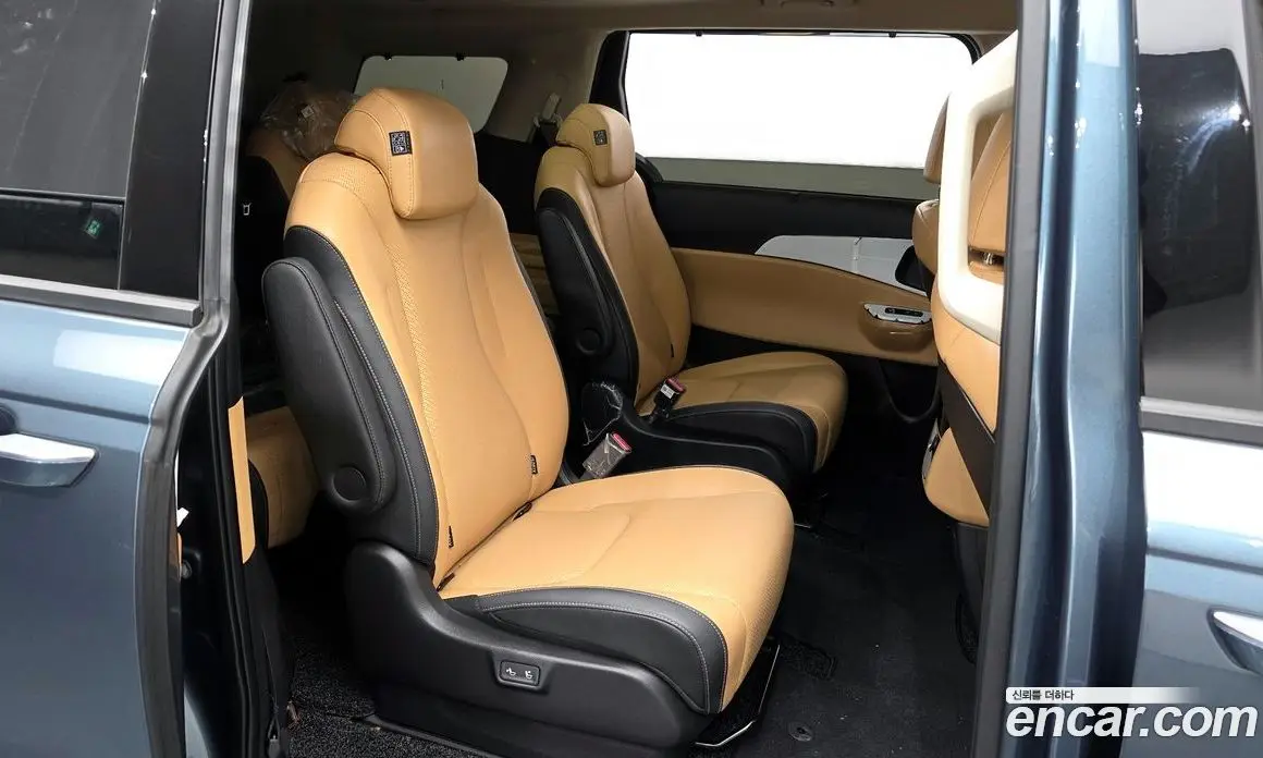 Kia Carnival 2022 3.5 автомат (гидро), фото 12