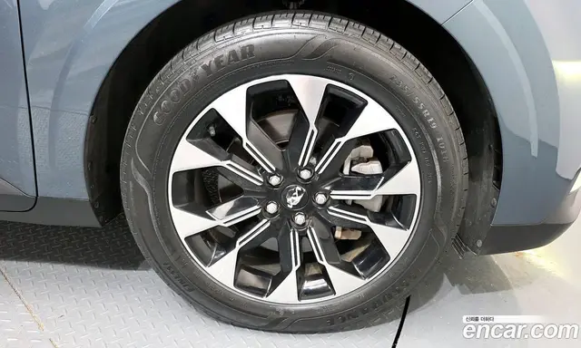 Kia Carnival 2022 3.5 автомат (гидро), миниатюра 5