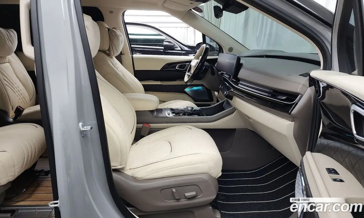 Kia Carnival 2024 3.5 автомат (гидро), фото 17 Kia Carnival 2024 3.5 автомат (гидро), фото 17