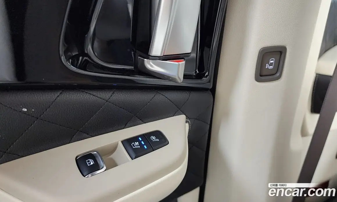 Kia Carnival 2024 3.5 автомат (гидро), фото 25 Kia Carnival 2024 3.5 автомат (гидро), фото 25