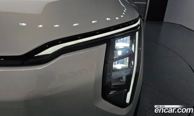 Kia EV3 2025 0.2 автомат (гидро), миниатюра 8 Kia EV3 2025 0.2 автомат (гидро), миниатюра 8
