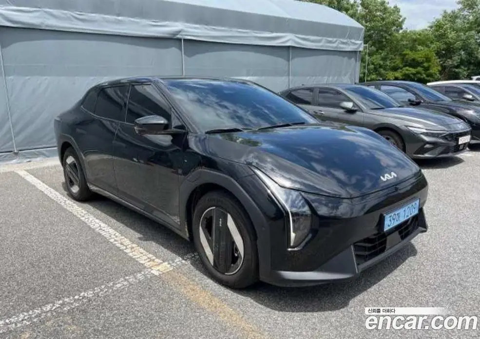 Kia EV4 2026 11.0 автомат (гидро), фото 8 Kia EV4 2026 11.0 автомат (гидро), фото 8