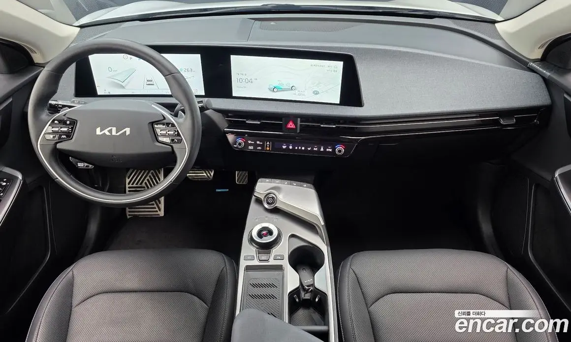 Kia EV6 2024 0.1 автомат (гидро), фото 9 Kia EV6 2024 0.1 автомат (гидро), фото 9