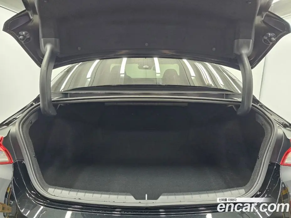 Kia K5 (Optima) 2022 2.0 автомат (гидро), фото 18 Kia K5 (Optima) 2022 2.0 автомат (гидро), фото 18