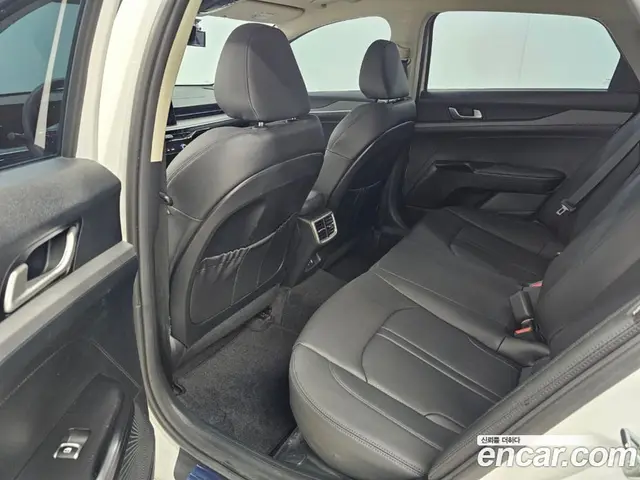Kia K5 (Optima) 2024 2.0 автомат (гидро), миниатюра 10 Kia K5 (Optima) 2024 2.0 автомат (гидро), миниатюра 10