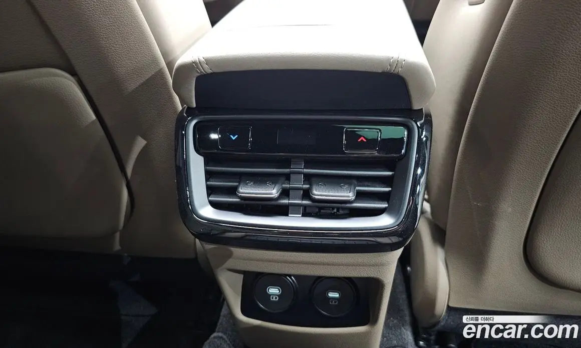 Kia K8 2024 1.6 автомат (гидро), фото 30 Kia K8 2024 1.6 автомат (гидро), фото 30