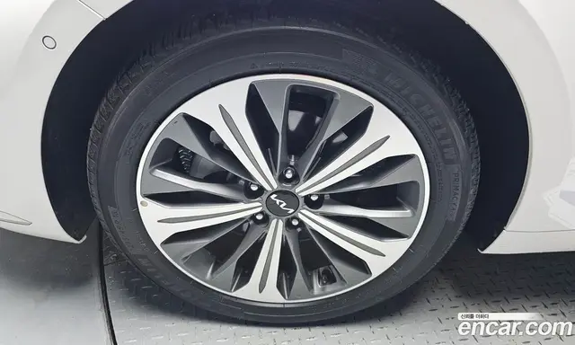 Kia K8 2024 1.6 автомат (гидро), миниатюра 4 Kia K8 2024 1.6 автомат (гидро), миниатюра 4
