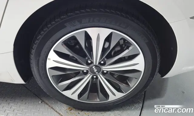 Kia K8 2024 1.6 автомат (гидро), миниатюра 6 Kia K8 2024 1.6 автомат (гидро), миниатюра 6