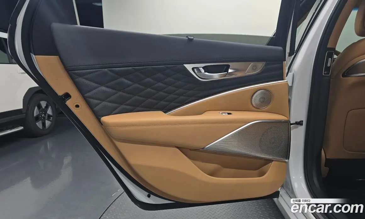 Kia K9 2022 3.8 автомат (гидро), фото 15 Kia K9 2022 3.8 автомат (гидро), фото 15