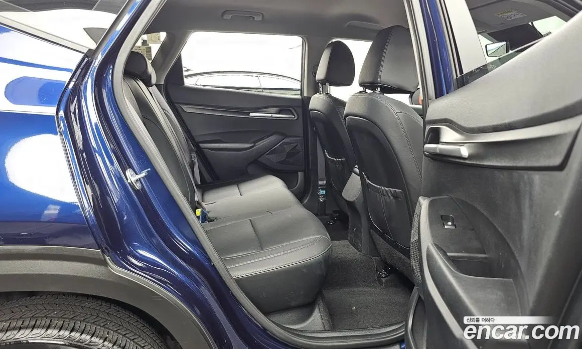 Kia Seltos 2023 1.6 автомат (гидро), фото 12 Kia Seltos 2023 1.6 автомат (гидро), фото 12