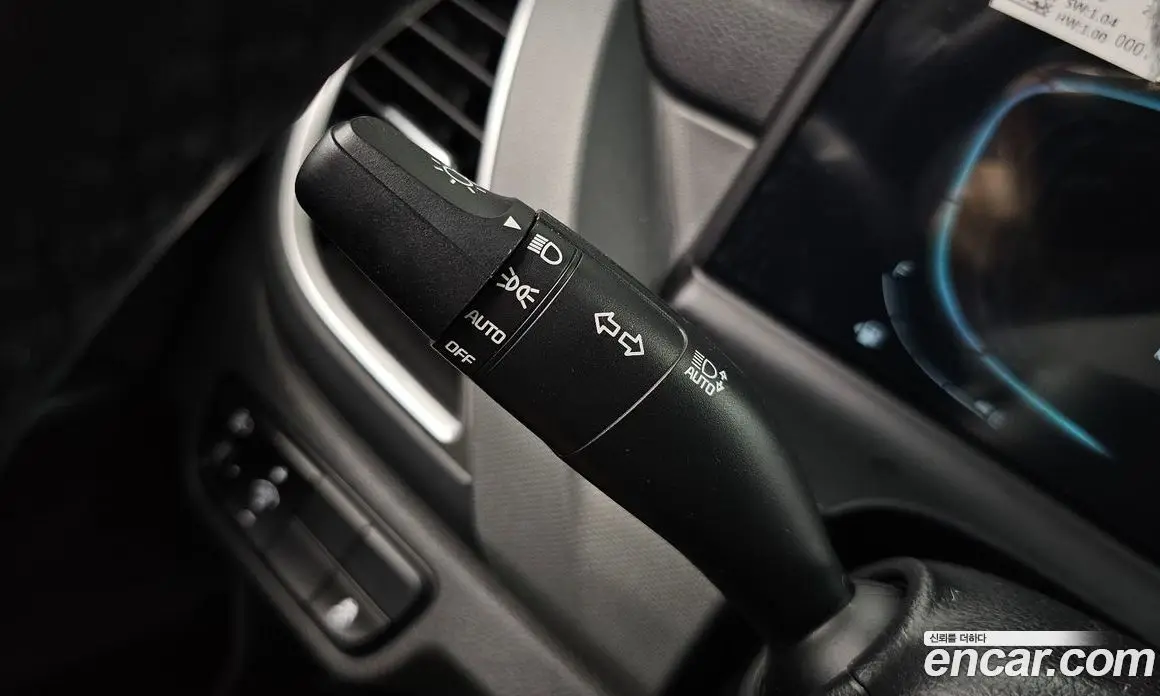 Kia Seltos 2023 1.6 автомат (гидро), фото 18 Kia Seltos 2023 1.6 автомат (гидро), фото 18